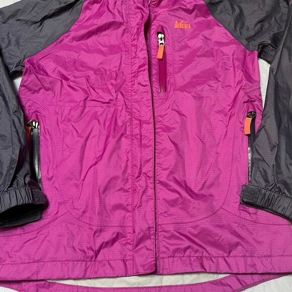 REI Rainwall Hooded Rain Jacket Size 10/12 - Picture 4 of 6